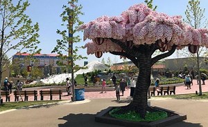 Life-Size LEGO Trees