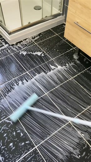 8.6K views · 117 reactions | Clean with me 殺 #cleaningmotivation #cleanwithme #ASMR #cleaningasmr | Cleaning Motivation US | Facebook