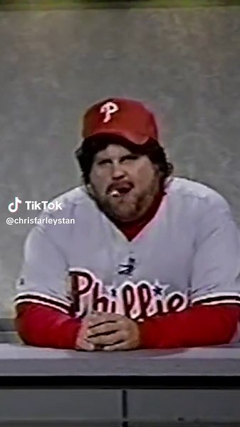 it’s #worldseries time folks! and not even #chrisfarley or #johnkruk can help the #phillies now. #snl #saturdaynightlive #kevinnealon #90s #1990s #90saesthetic #comedy #baseball
