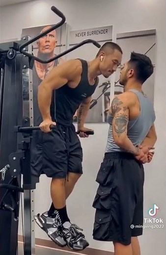 A gym buddy like this❤️I need this right now 🥰... ...#Gay#Gayboy