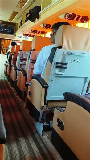 🌅 “A Peaceful Road Trip by Bus 🚌 | Scenic Views & Chill Vibes”