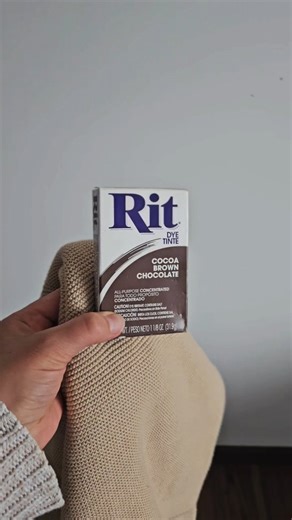 Cotton sweaters dye so well! If I wanted a true brown, I would have needed to fully saturate the water and add a little green to offset the red. I used to know all the undertones of the dye colors when I had an independent study in my University's theater costume/prop lab! It really does help for precise dyeing. Do you have anything that would look better in a different color? #goodwillwny #thrifted #gifted #pr #ritdye #cottonsweater | Moth On The Wall