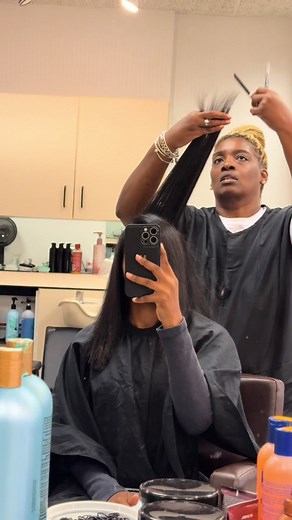 natural hair girlies its silk press szn 🍂🍁 ! #silkpress #naturalhair #washincluded #fallaesthetic #fyp #naturalhaircare #jetblackhair #healthyhairjourney #hairgrowthtips #viral #fallaesthetic #fall #oldschool #4chair #curlyhairroutine #silkpressszn #blacktiktok #sewin