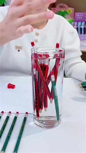 Pencil Gadget देखकर बच्चे कैसे Shock हुए — हैरान कर देने वाला स्टेशनरी