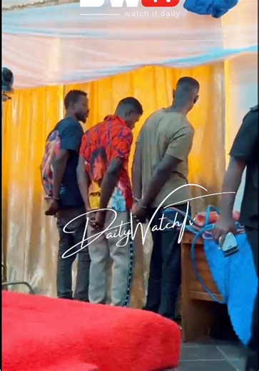 The Ghana Police Service has arrested 3 suspected armed robbers linked to the killing of the father-in-law of Sammy Gyamfi, CEO of the Ghana Gold Board Mr. Andrew Speaking in Kumasi, Inspector-General of Police Christian Tetteh Yohuno disclosed that the suspects are part of an organized car-hijacking syndicate operating in the Ashanti Region. The arrests followed intelligence-led operations, with investigations ongoing and the suspects set to face prosecution. Follow Us For More Exclusive Conten