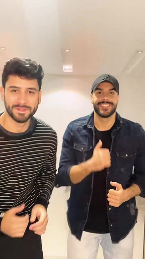 Coordinated Hand-Slapping Game Between Friends