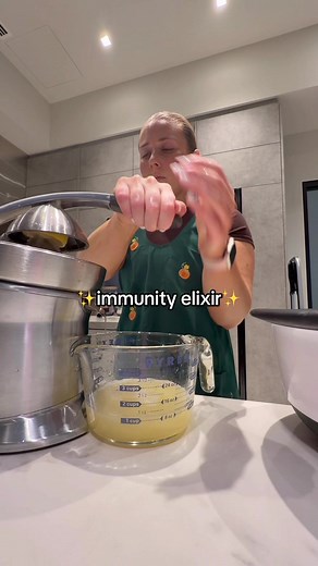Refrescante elixir de manzana y jengibre