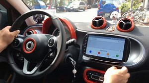 SMART 18年式 也來升級MANI 的智慧型安卓大螢幕啦~~~ 您還在等什麼? 保留原車所有功能並實現： 📍聲控觸控Google/Papago即時路況導航 📍Car play 手機鏡像(支援安卓及IOS兩大系統) 📍網路線上音樂 📍即時網路電視 📍網路娛樂影視節目 📍YouTube影視 📍藍芽音樂 📍藍芽電話 📍多媒體視頻播放器 📍多媒體音樂播器， 📍有外部一組音視屏輸入 📍整合行車記錄器動態軌跡倒車顯影 📍上網功能 📍可個性化自行下載APP滿足您個性化需求 銓宏優質商品與市面產品不同，邀請您來店試用,期待為您服務! 官方網站: 👉www.car-tv.com.tw LINE@ 👉https://line.me/R/ti/p/@pzm7995h Youtube: 👉https://goo.gl/DSwYb4 服務時間:週一至週六9:00~19:00 服務專線：0919-085-085 張先生 銓宏直營店: 台北瑞光路2-1號 桃園八德中華路81號 台中大墩四街127號 #SMART安卓 #SMART安卓系統 #SMART導航 #SMART衛星導航 