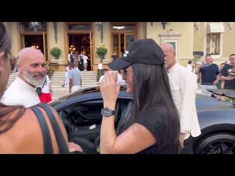 Beautiful Ladies driving their Bugatti Chiron & Lamborghini Revuelto through the streets of Monaco!