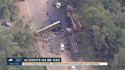 Acidente na BR 040, envolvendo uma carreta, deixa duas pessoas feridas