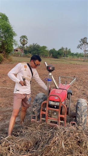 VS5857, ZT plowing KubotaZT140
