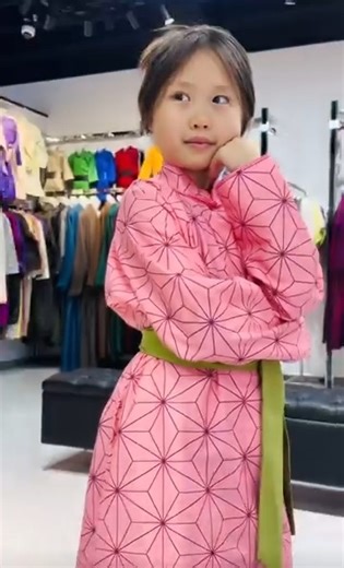 Nezuko PATTERN! 100% COTTON Mongolian Deel! 1-14 настай хүүхдүүдэд зориулсан дээл, Монгол цамц, Монгол гутал, хантааз, толгойн гоёл, малгай, ээмэг гээд бүгд өнгө загварын өргөн сонголттой худалдаалж байна. 🎀🎀🎀#Storepay-ээр авах боломжтой шүү Хаяг: Park Od mall, 2 давхар 216 Цагийн хуваарь: 11:00-20:00 Пэйж рүү чат бичээд захиалаад аваарай Утас-96965788 #nezuko #demonslayer #cosplay #model #Хүүхдийндээл #хүүхдийндээл #үндэсний_үйлдвэрлэгч #үндэснийүйлдвэрлэл #үндэснийүйлдвэрлэлээдэмжье #цагаан