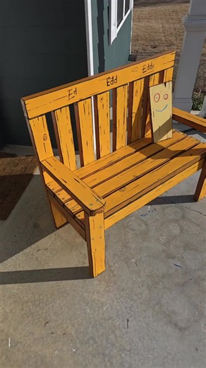DIY Ed, Edd n Eddy Bench Project for Nostalgic Decor