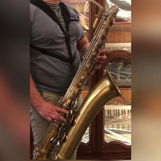 Baritone Saxophone Buescher 400 Gold Brushed