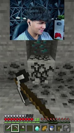 ESTO ES MUY SOSPECHOSO... #minecraft #shorts