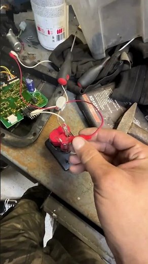 Peugeout adblue, nox pump testing. #adblue #nox #citroen #peugeout