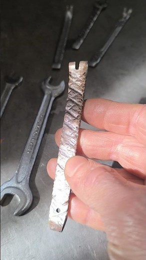 Custom pocket pry bar EDC