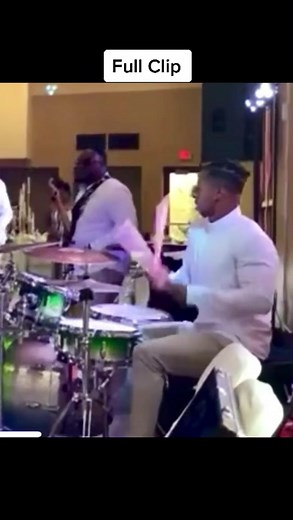 Full Drum Solo #tb #drums #drumming #drumsolo #live #livemusic #entertainment #motivation #fitdrummer #liveshow #fyp #foryou ##foryoupage##fypシ##foryourpage