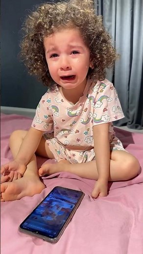 Kid crying over sad meow cat😭 #kidsvideo #meow #fyp #viral