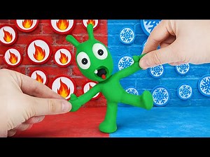 OMG! Pea Pea Tries to Escape the Mysterious 1000 Buttons Red & Blue Room!