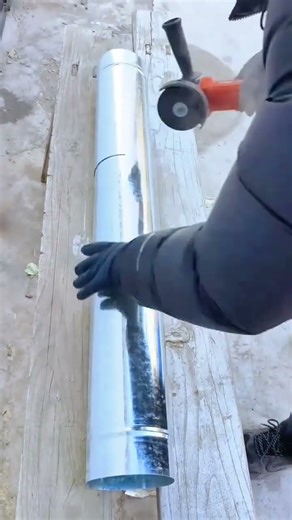 Professional Metal Pipe Cutting Techniques Using a Power Angle Grinder