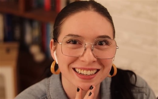 【中文字幕】【inkonthewillow ASMR助眠】善良的英国小姐姐派对间隙帮你补妆｜英音｜敲击声｜口腔音