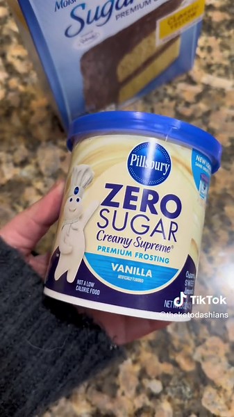 Microwave times will vary but mine was 1:30. #mugcake #boxcakehack #boxcakes #sugarfreedessert #sugarfreelifestyle #lowcarb #zerosugar #cake