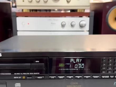 飞利浦CD634，比利时产，极品成色，CDM4光头，7310 7321GP双解码，读碟快，声音好，2580元实价，性价比非常高，13632588018微电同号#发烧hifi #发烧友 #音响发烧友 #戴上耳机 #音乐 #电音 #功放 #胆机音响 #硬曲 #耳机 #调音师 #好听的声音 #放松解压 #低音炮 #汽车音响 #胆机爱好者 #音响 #音响升级 #音乐推荐 #黑胶唱机