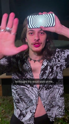 Men are getting desperate... 😟