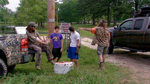 Revisit some of the gang's funniest and wildest pranks from eleven seasons of "Duck Dynasty" in this mashup. | Duck Dynasty