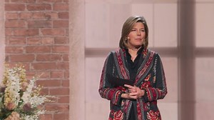 In the “Take Courage My Heart” tour, TOFW Presenter Jane Clayson Johnson talks about “the facade of perfection” and overcoming perfectionism. | Time Out for Women
