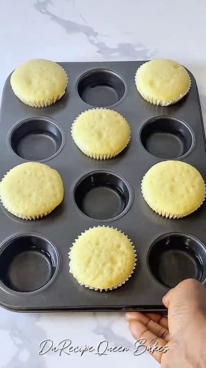 Easy Moist Vanilla Cupcake Recipe to Try Today
