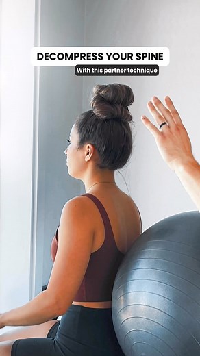 💡 Decompress your spine and alleviate back pain with this partner technique.⏱️ Repeat for 10 reps. 😍No doubt you’ll want to swap places for this one, it feels SO GOOD.#risetrain #backstretch #stretching #spinehealth | RISE Training