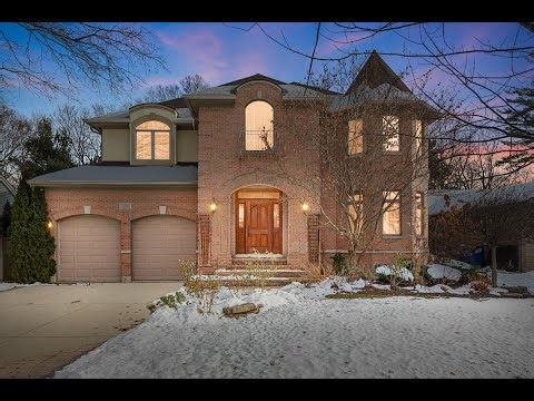 Beverly Fleischman|420 Pine Manor Drive|Wilmette, IL|ColdwellBankerHomes.com