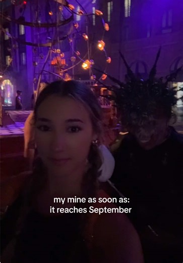 Experience Fall Magic at Disney and HHN Events