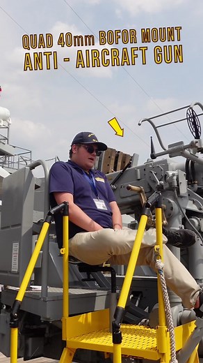 Controling the quad 40mm bofor mount. #militaryhistory #navalhistory #battleships #ww2history #bigguns #ww2weapons #navyship #navyhistory #historyfacts #interestingthings #museumsoftiktok #ships #warship