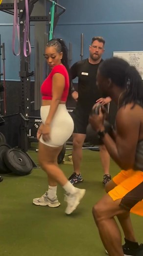 When your trainer switches into bro code 💪😂 | Onelife Fitness - Tech Center