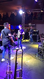 Rainha ao vivo no Star Club 🔥 #FCBandaRainhaMusical | FC Banda Rainha Musical