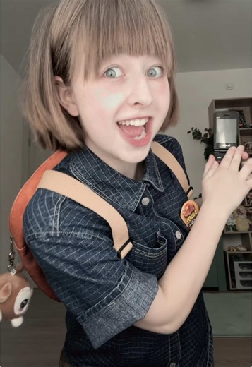 Зацените мобилу #автолайфхак #моятиктоксемья #марфа #чокобой #егоршип | Car Hacks