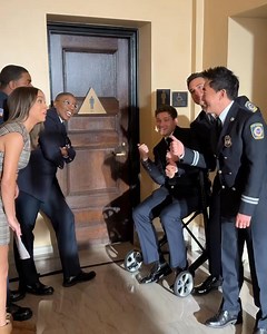 The cast of 911. Oliver Stark, Ryan Guzman, Kenneth Choi and Aisha Hinds with the rest of the members. #911onABC #911Nashville #tvshow | TV Series Updates 911