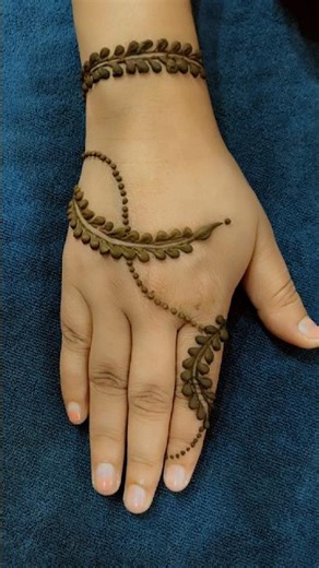 very simple mehndi designs for begginer bahut hi simple mehndi lganasikhe#henna#shorts#youtubeshorts