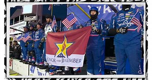 NASCAR salutes fallen service members with moment of silence