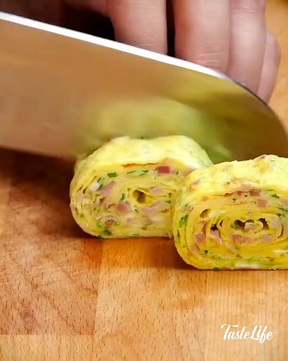 Take a simple EGG dish to a whole new level! 😍🥰 More on TasteLife App 👉 iOS: https://apple.co/3N1PJiJ 👉 Android: https://bit.ly/3KXdY09 | Taste Life