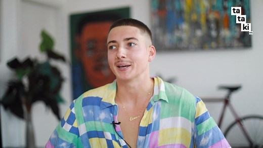 438K views · 2.6K reactions | Le dernier épisode de notre série PAROLES DE MECS est là . Pour finir la série en beauté, on aborde le sujet de la pilosité. Les premiers poils, être imberbe, la virilité, la barbe : on se pose et on aborde sans tabou les grandes questions sur les poils. Et toi, c’est quoi ta relation avec les poils | Tataki | Facebook