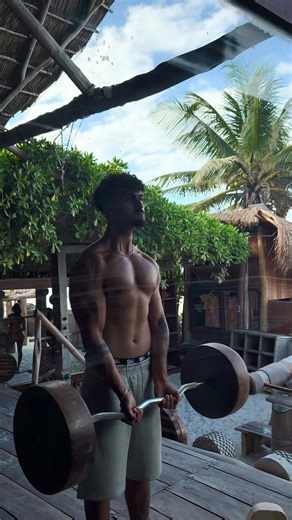 Mastering EZ-bar Curls for Bigger Biceps