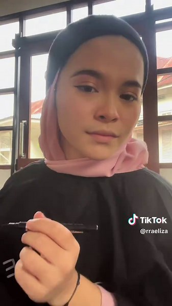 Discover the Best Makeup Techniques in Oriflame Class