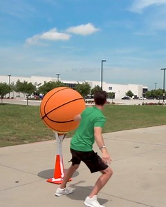 Need your sports fix? Now's a good time to binge watch some Dude Perfect videos >> http://bit.ly/2IGAdd7 🏀🏈🏒 | Dude Perfect