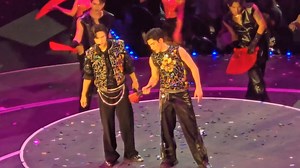 【G4演唱会】GeminiFourth - Hot 2 Hot #GFRunTheWorldConcertD2 20240901_哔哩哔哩_bilibili