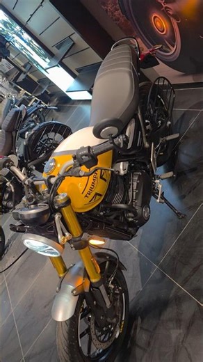 New 2026 Triumph Speed 400 - Racing Yellow