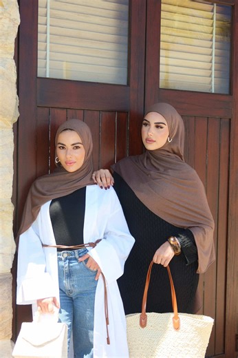 Solarà Spring Edit: Effortless Modest Fashion